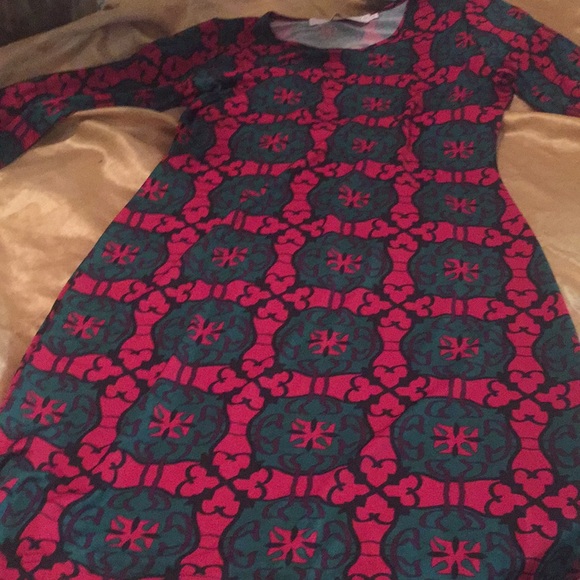 Tracy Negoshian Dresses & Skirts - SPECIAL ‼️Sleeve Geometric Print Dress